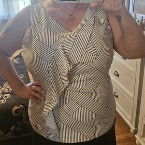 Ann Taylor Factory Black and White Geometric Blouse